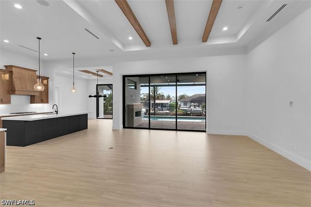 1528 Kingston CT, Marco Island, FL 34145