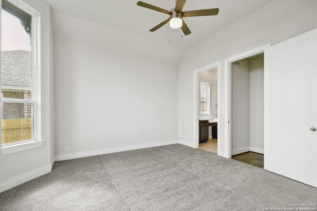 323 White Oak, Castroville, TX 78009
