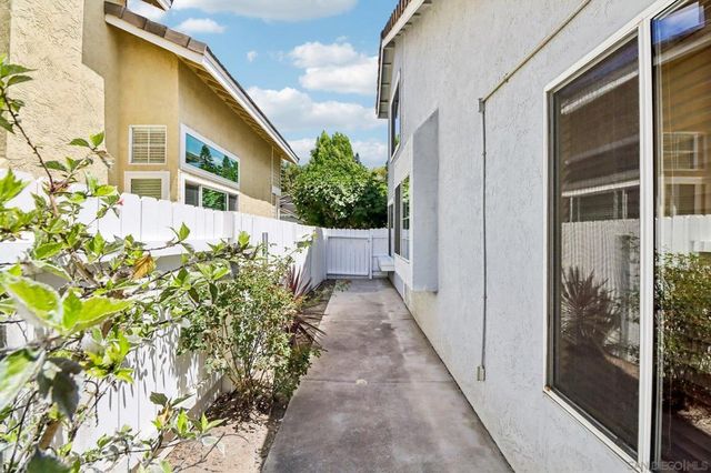14104 Stoney Gate, San Diego, CA 92128