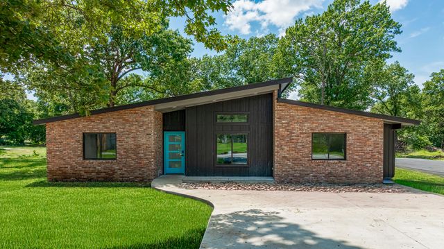 32445 Oxford Drive, Afton, OK 74331