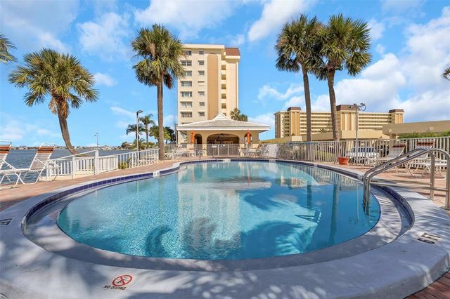 4700 COVE CIRCLE 107, St Petersburg, FL 33708