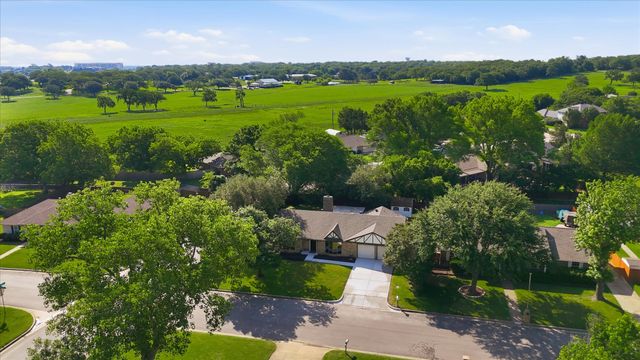 1029 Summerplace Lane, Southlake, TX 76092