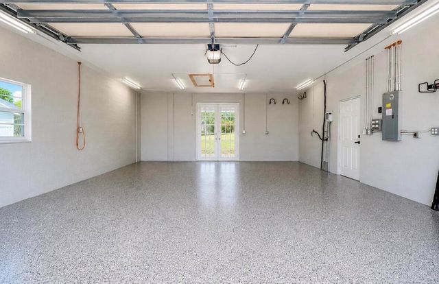 4245 NE SUNSET Drive, Jensen Beach, FL 34957
