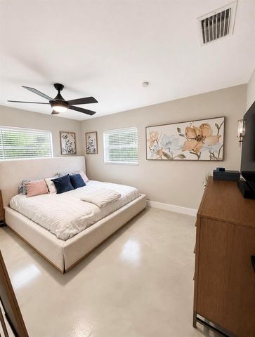 4245 NE SUNSET Drive, Jensen Beach, FL 34957