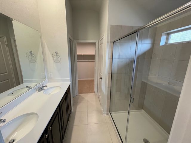 5752 Brookville Drive, Fort Worth, TX 76179