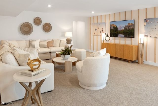 7818 Harley Hills Drive, North Royalton, OH 44039