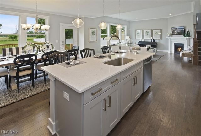 7818 Harley Hills Drive, North Royalton, OH 44039