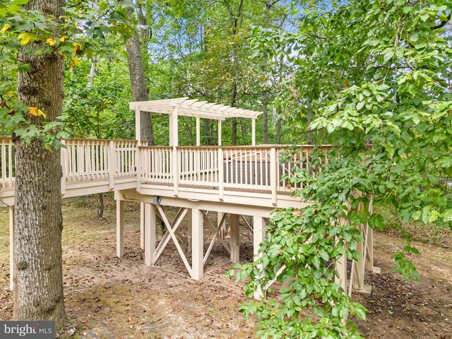 20503 TANAGER PL, Leesburg, VA 20175