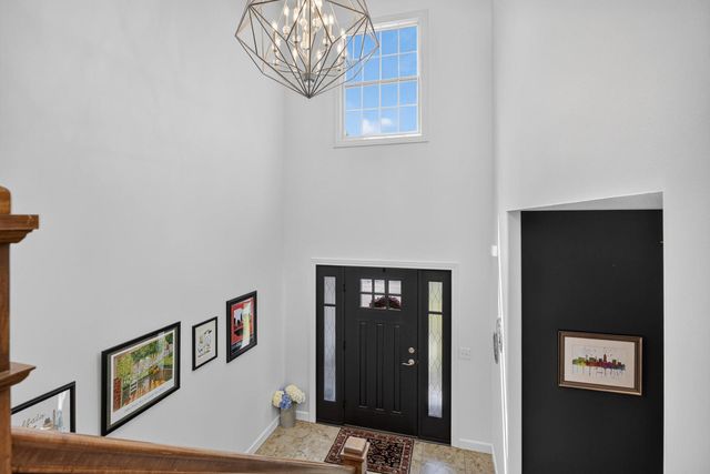 3362 Adele Lane, Bettendorf, IA 52722
