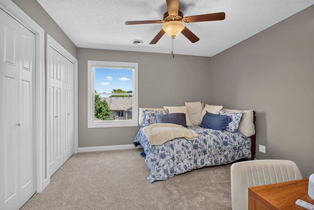 3362 Adele Lane, Bettendorf, IA 52722