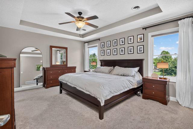 3362 Adele Lane, Bettendorf, IA 52722