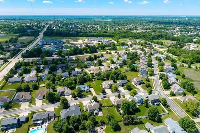 3362 Adele Lane, Bettendorf, IA 52722