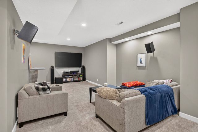 3362 Adele Lane, Bettendorf, IA 52722