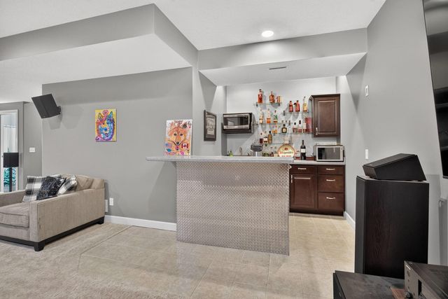 3362 Adele Lane, Bettendorf, IA 52722