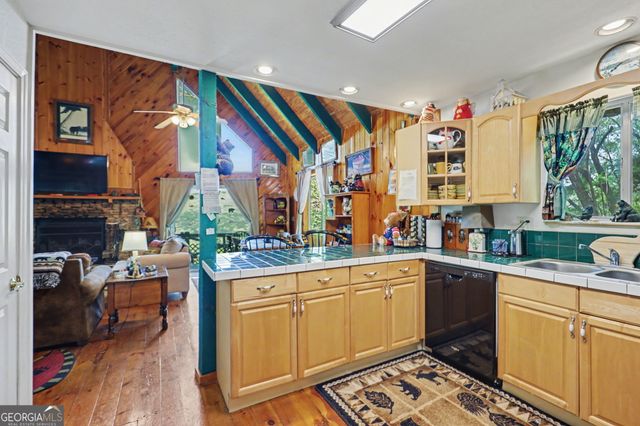 747 Screamer Drive, Clayton, GA 30525