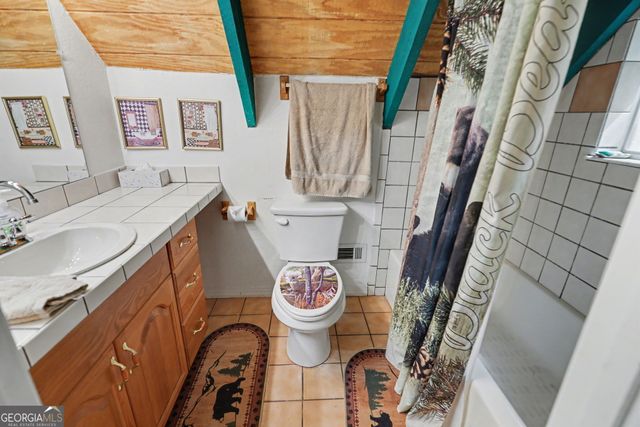 747 Screamer Drive, Clayton, GA 30525