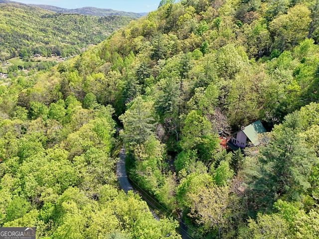 747 Screamer Drive, Clayton, GA 30525