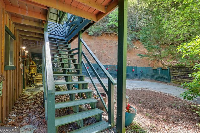 747 Screamer Drive, Clayton, GA 30525