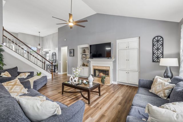 830 Loretta Dr, Goodlettsville, TN 37072