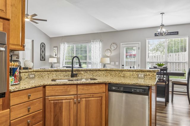830 Loretta Dr, Goodlettsville, TN 37072