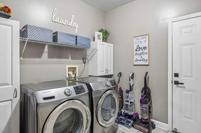 830 Loretta Dr, Goodlettsville, TN 37072