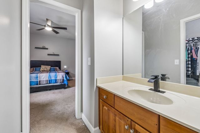 830 Loretta Dr, Goodlettsville, TN 37072