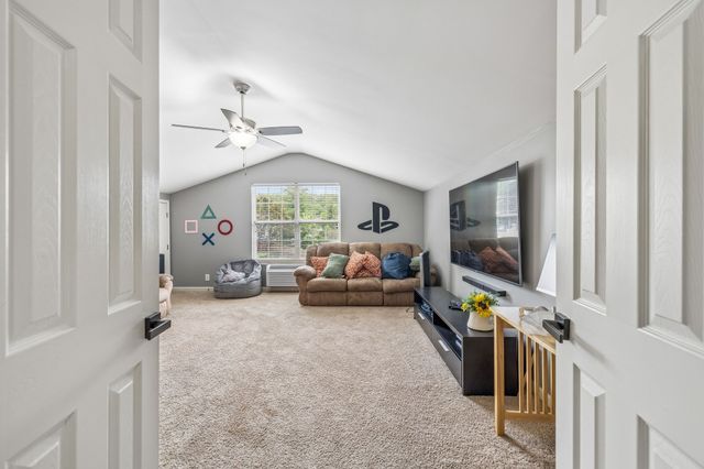 830 Loretta Dr, Goodlettsville, TN 37072