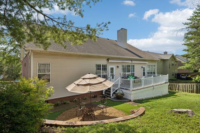 830 Loretta Dr, Goodlettsville, TN 37072
