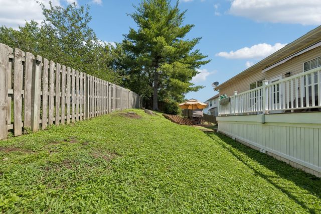 830 Loretta Dr, Goodlettsville, TN 37072