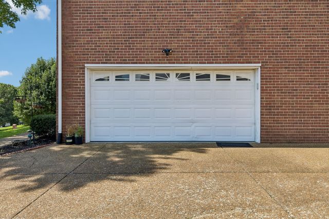830 Loretta Dr, Goodlettsville, TN 37072