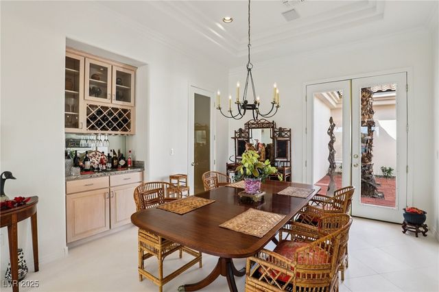 27 Avenida Fiori, Henderson, NV 89011