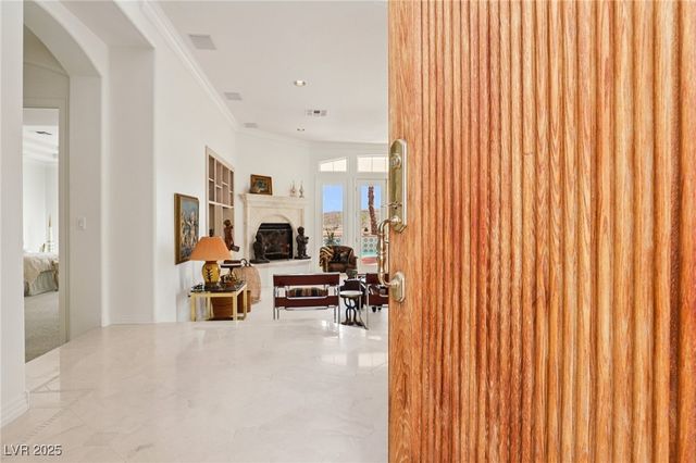 27 Avenida Fiori, Henderson, NV 89011