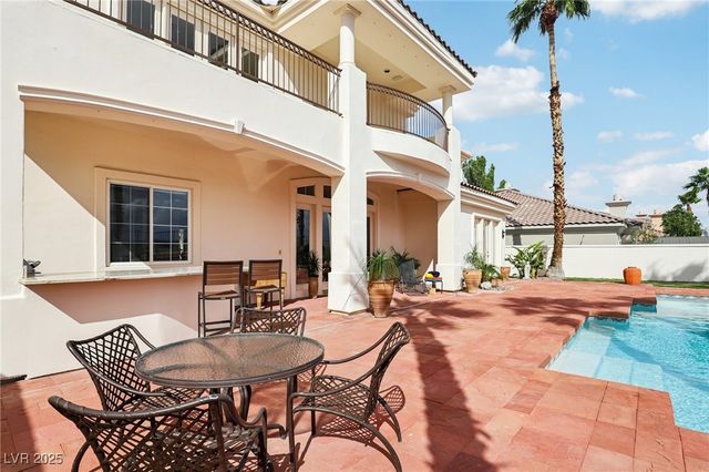 27 Avenida Fiori, Henderson, NV 89011