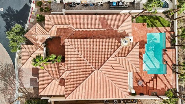 27 Avenida Fiori, Henderson, NV 89011