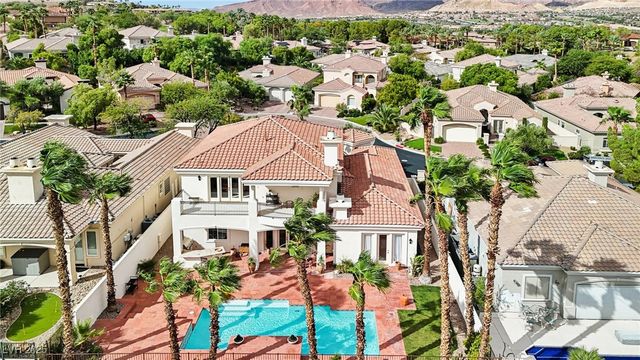 27 Avenida Fiori, Henderson, NV 89011