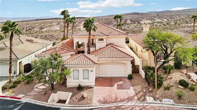 27 Avenida Fiori, Henderson, NV 89011