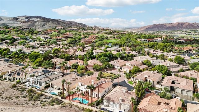 27 Avenida Fiori, Henderson, NV 89011