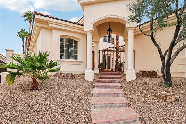 27 Avenida Fiori, Henderson, NV 89011