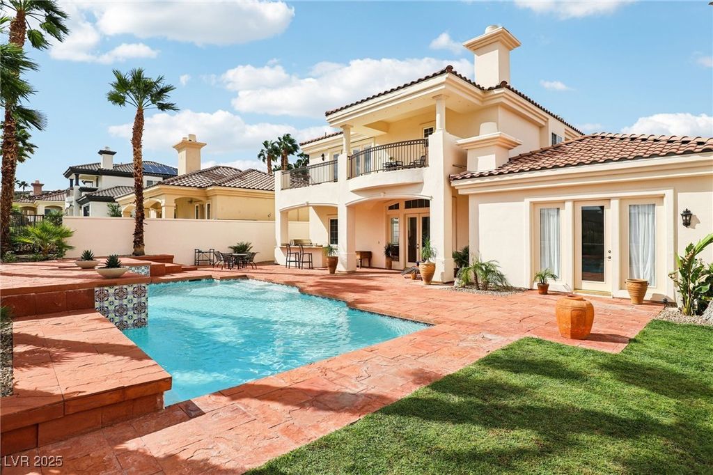 27 Avenida Fiori, Henderson, NV 89011