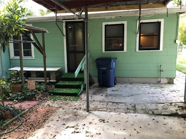 8107 N 12TH STREET, Tampa, FL 33604