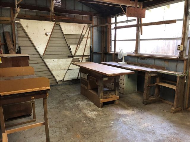 8107 N 12TH STREET, Tampa, FL 33604