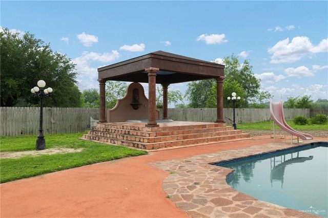 1215 Sioux Road, Alamo, TX 78516