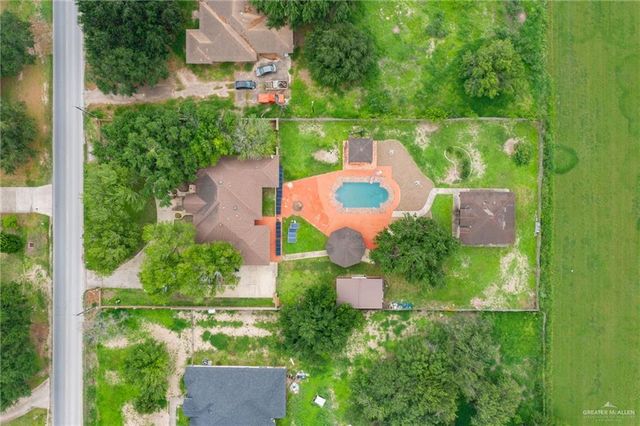 1215 Sioux Road, Alamo, TX 78516