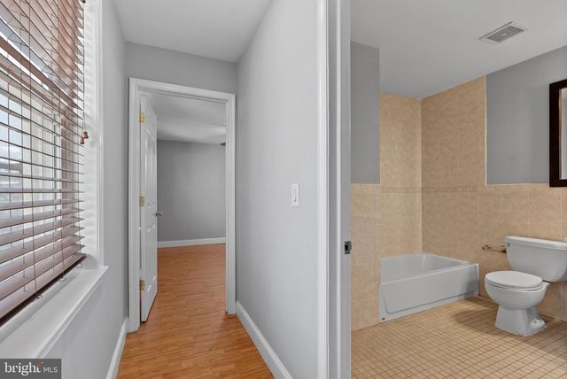 510 CHRISTIAN ST, Philadelphia, PA 19147