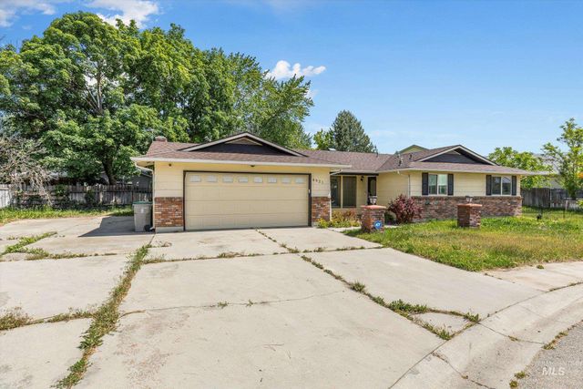8921 W Sunflower Court, Boise, ID 83704