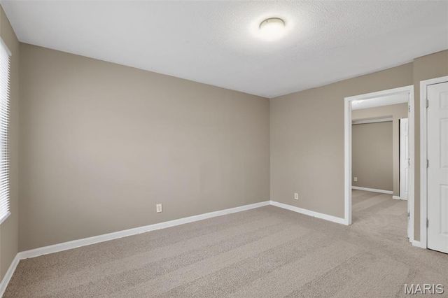 10518 Renfrew Drive, St Louis, MO 63137