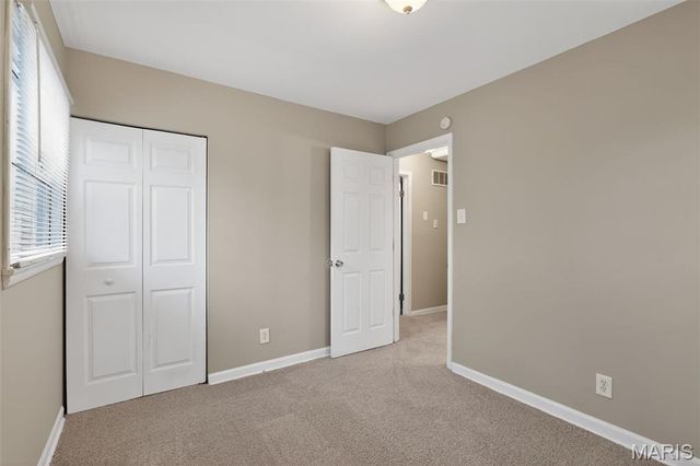 10518 Renfrew Drive, St Louis, MO 63137