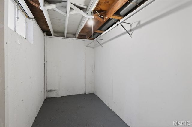 10518 Renfrew Drive, St Louis, MO 63137