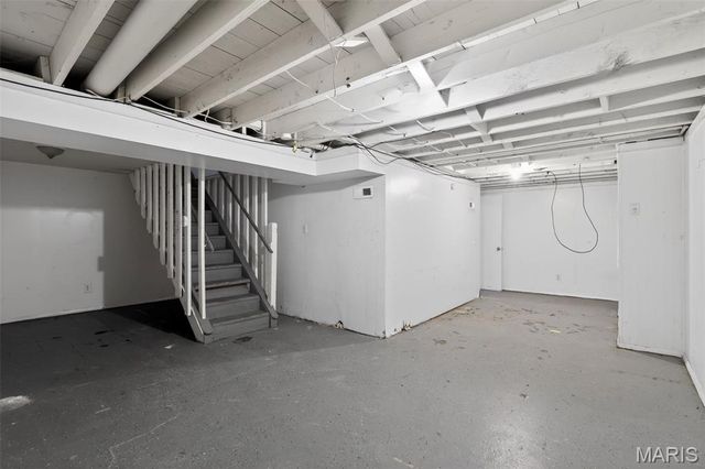 10518 Renfrew Drive, St Louis, MO 63137