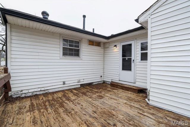 10518 Renfrew Drive, St Louis, MO 63137